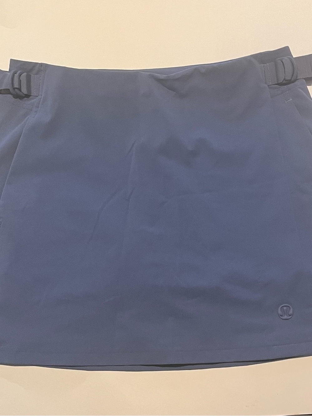 Lululemon wrapped Athletic Skort with Side Buckle Detail